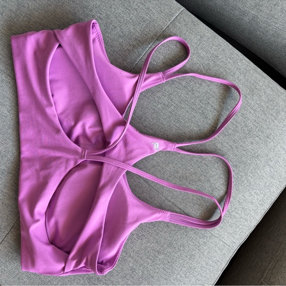 Fabletics Workout Set - Picture 6 of 6